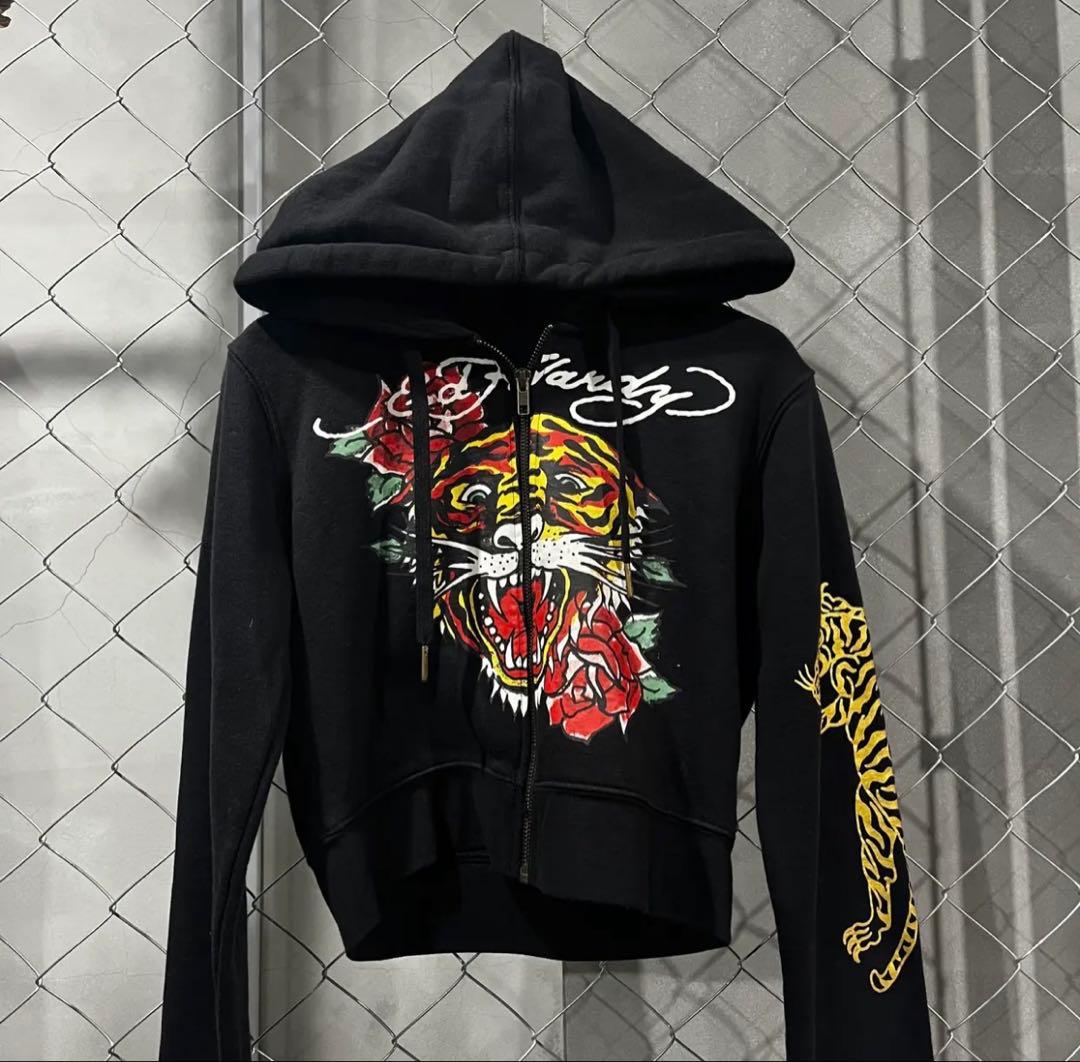 エドハーディー 短丈パーカー