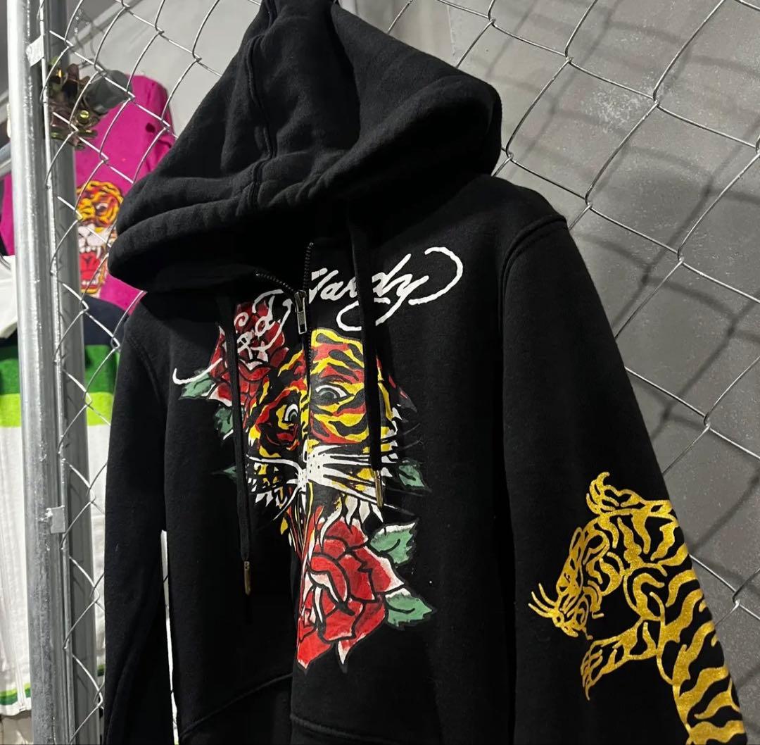 エドハーディー 短丈パーカー