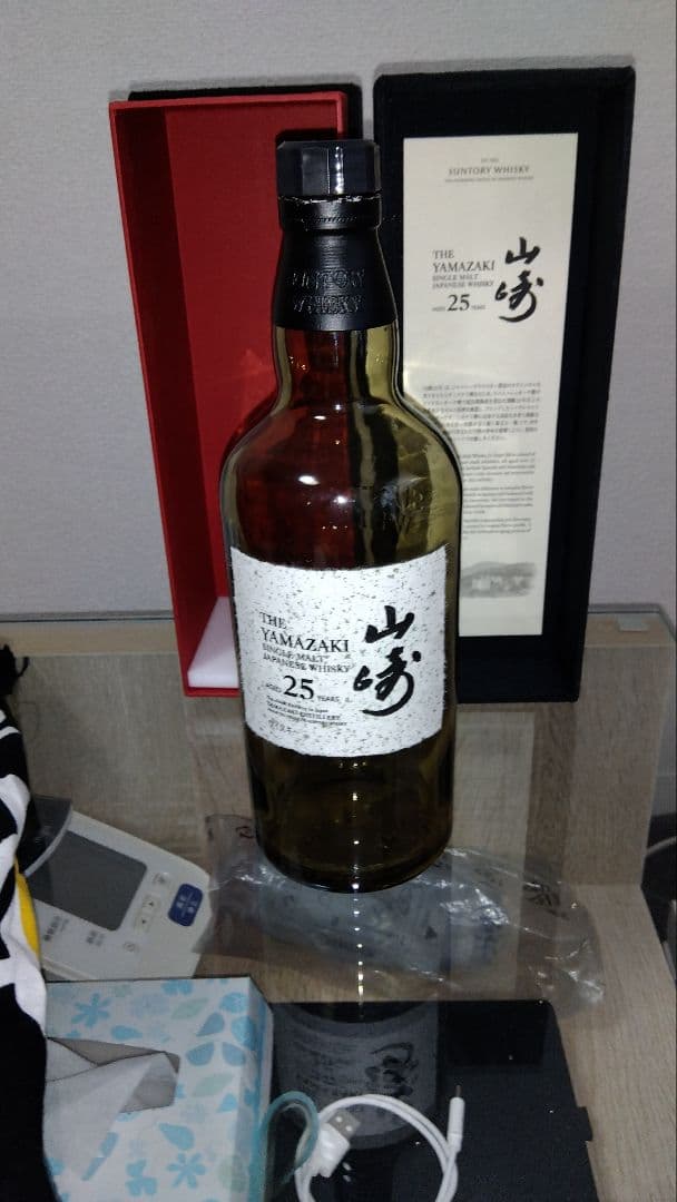 山崎 25年 シングルモルトウイスキー空き瓶専用ボックス付き