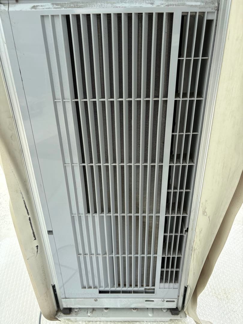 コロナルームエアコン　ウインドエアコン　CWー1619 枠込み