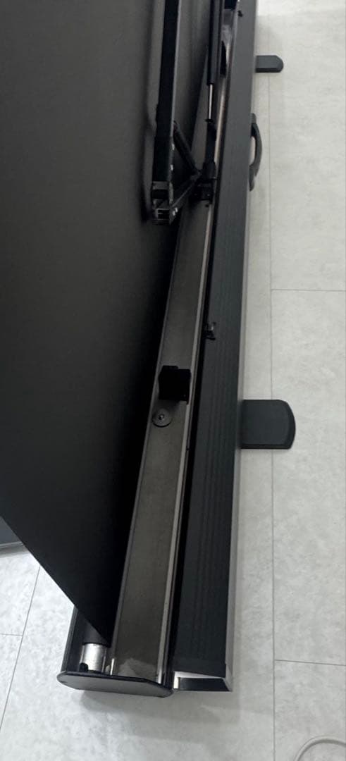 80型 16：9 自立式 EEX-PSY2-80HDV プロジェクタースクリーン