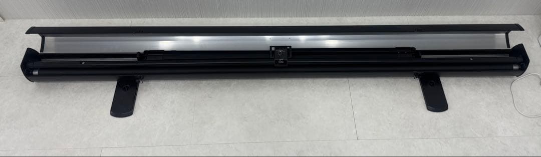 80型 16：9 自立式 EEX-PSY2-80HDV プロジェクタースクリーン