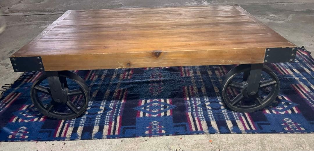 ノットアンティークス 無垢材　インダストリアル　　ローテーブル 車輪付き