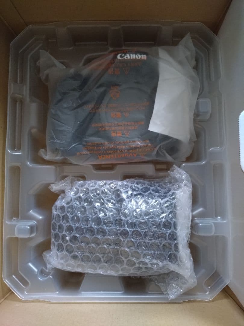 Canon EOS 90D + EF-S 18-135mm Kit 新品