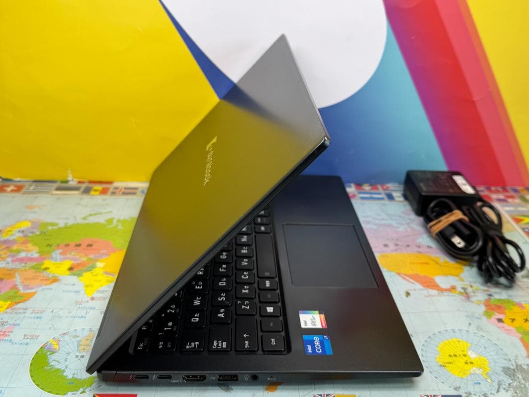 i7・16GB・512GB 美品 東芝 G83/HS 13.3型 ノートPC