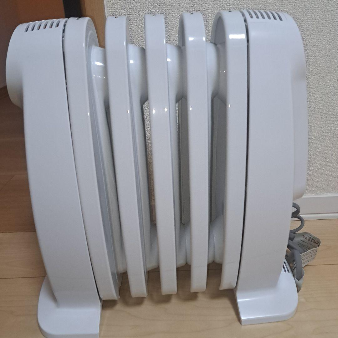 【美品】DeLonghi デロンギ オイルヒーター NJ0505E 足もとサイズ