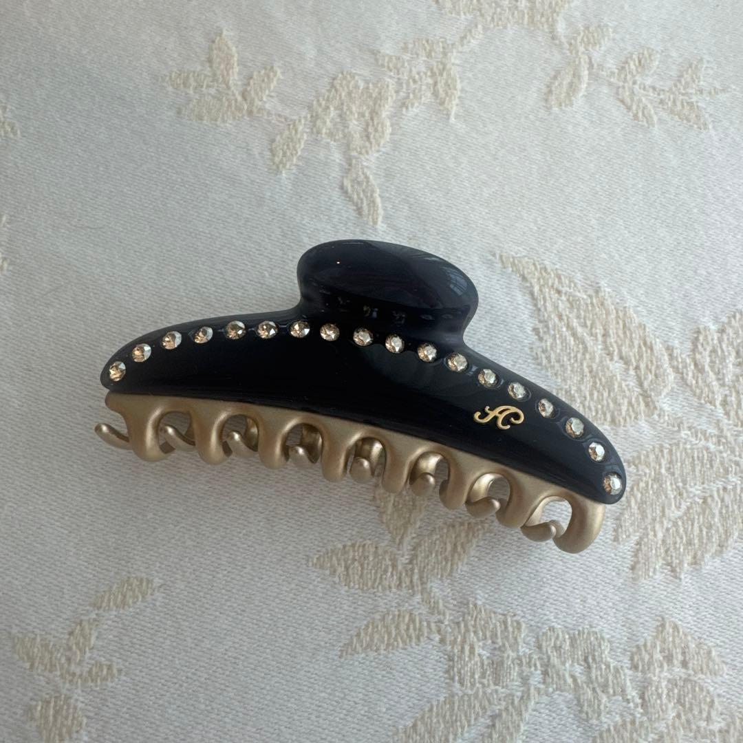 acca アッカ　ティアラクイーン　クリップ　ダークグレー　Mサイズ