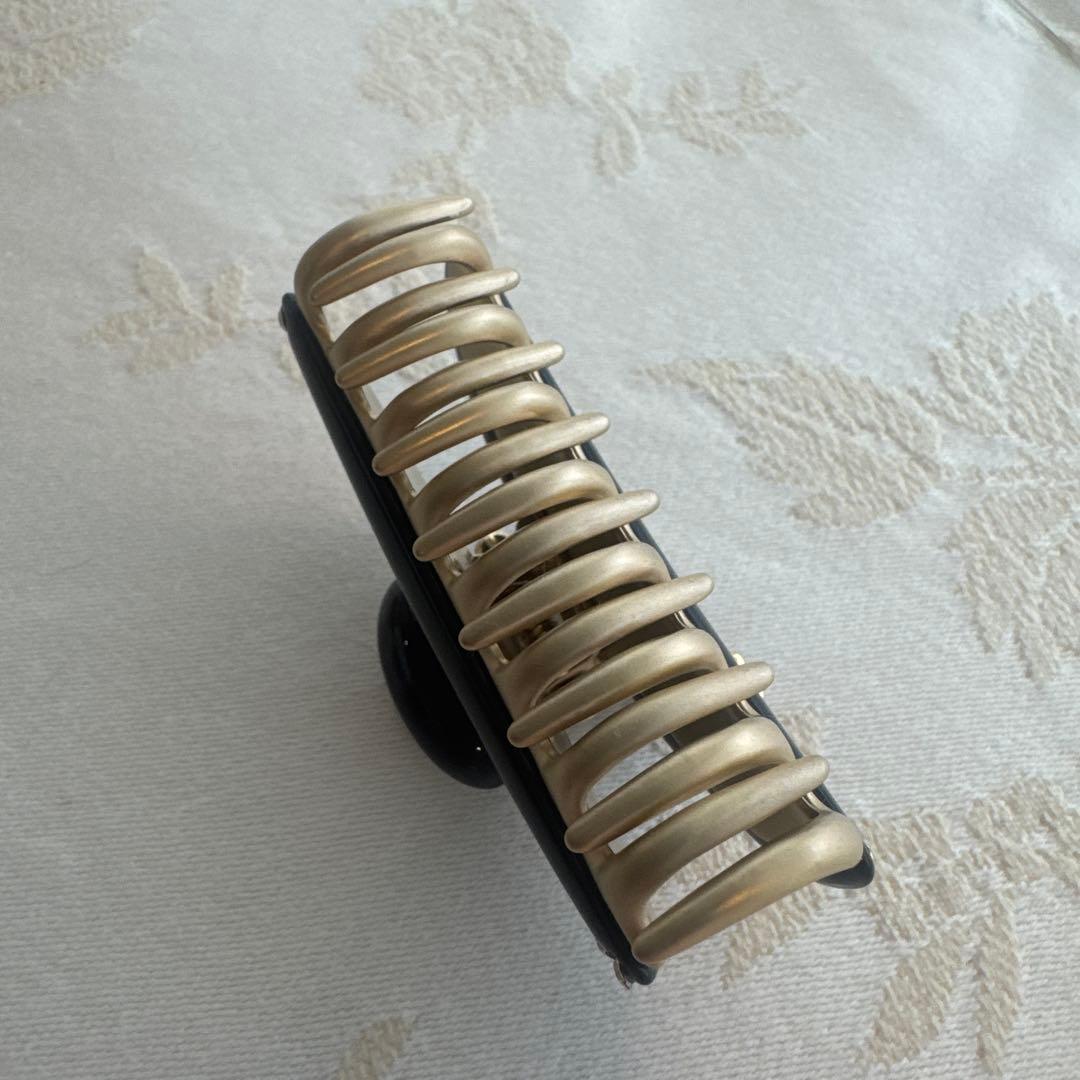 acca アッカ　ティアラクイーン　クリップ　ダークグレー　Mサイズ