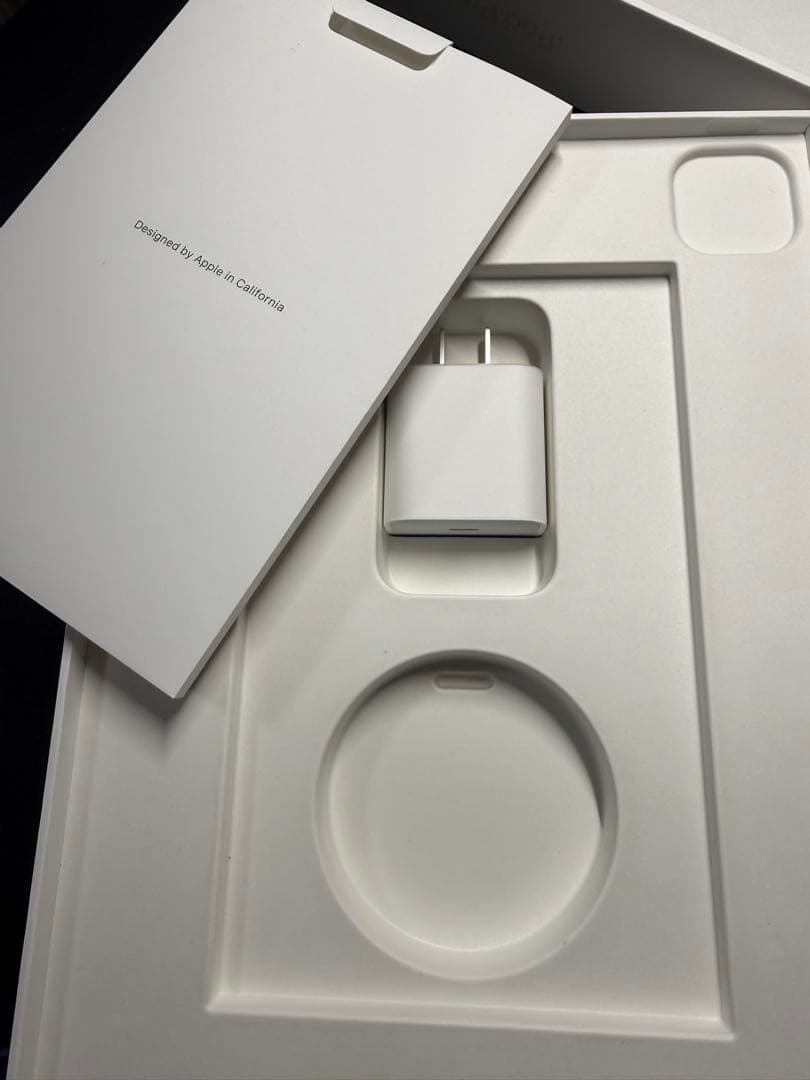 iPad Pro（11インチ）　第4世代　256GB シルバー　WiFiモデル