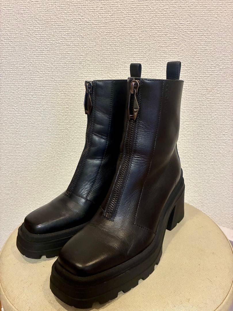 jimmy choo黒ブーツ2025年秋冬現行品