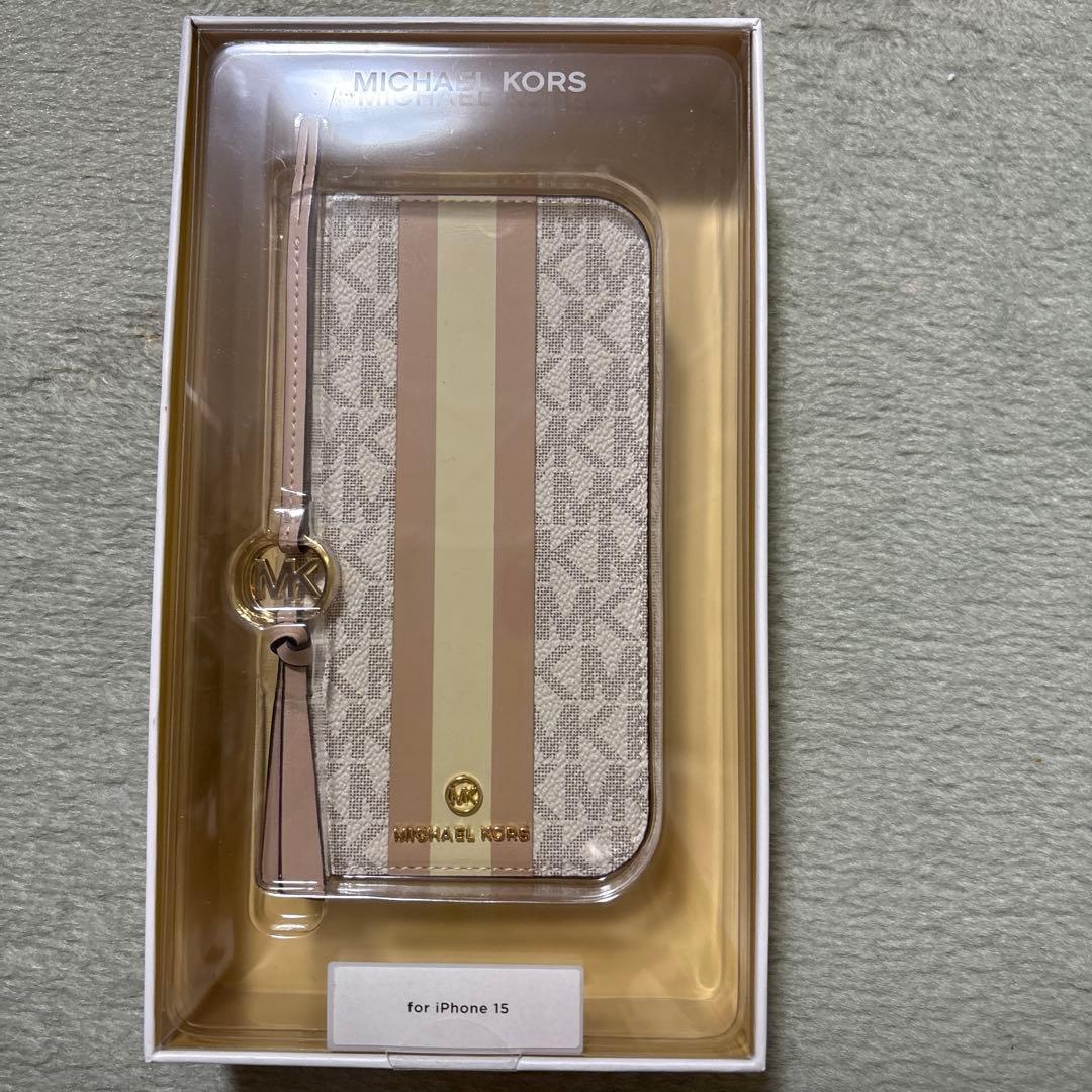 MICHAEL KORS iPhone 15用ケース