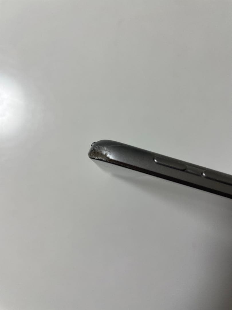 iPad第6世代(A1954)本体32GBグレイau