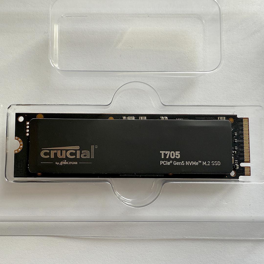 Crucial T705 Gen5 SSD 4TB ヒートシンクなし 動作確認済