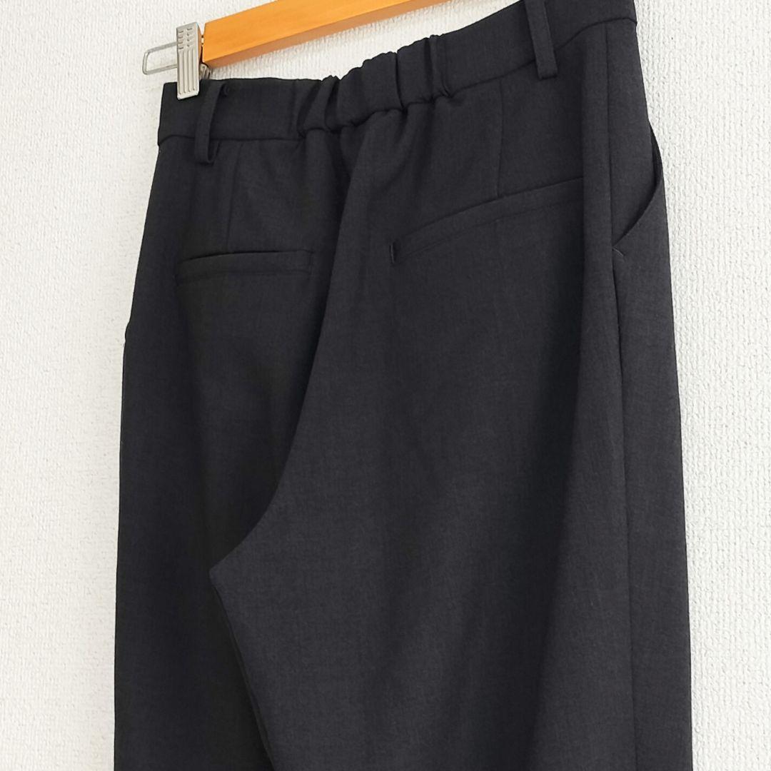 美品 SOEJU ウールライク タックパンツ ダークグレー S ソージュ