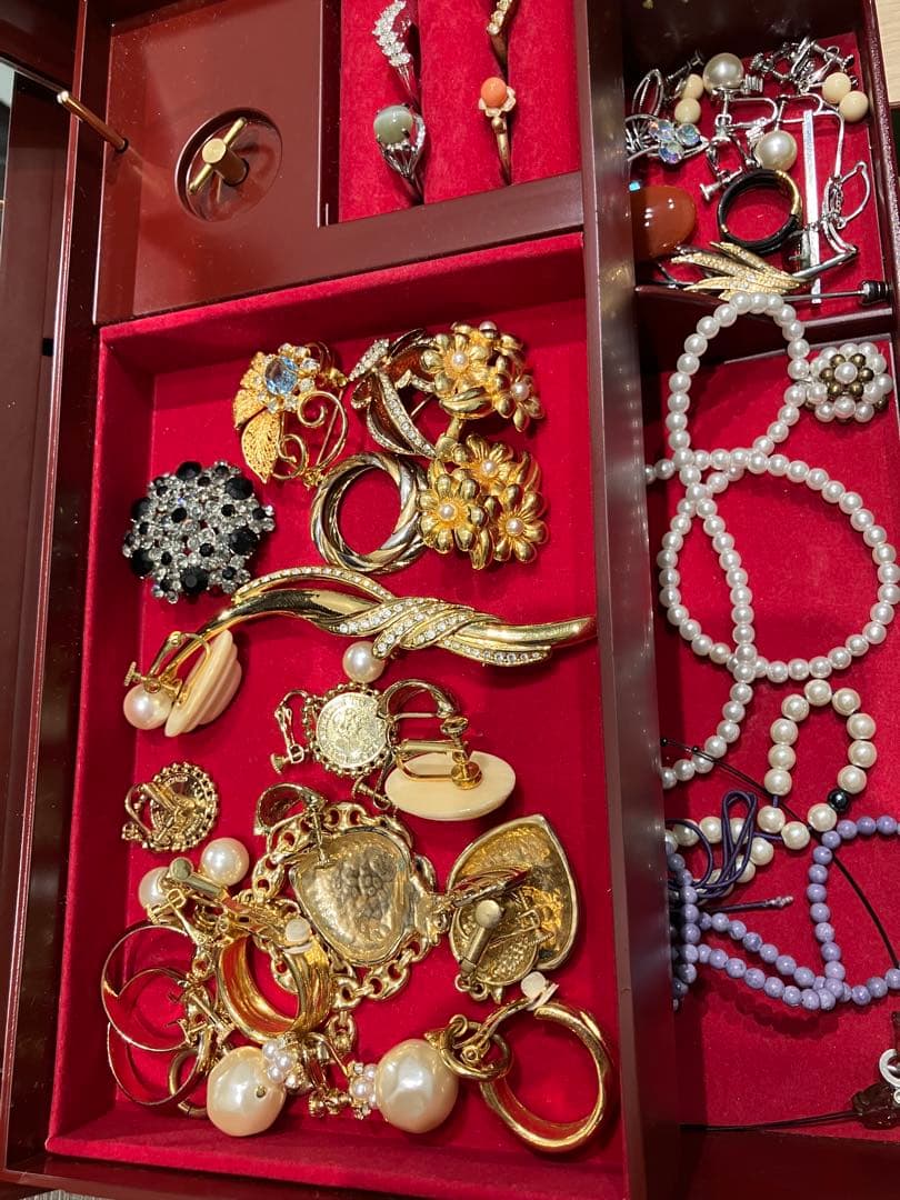 アクセサリー まとめ売り 整理品 金製不明 ネックレス ブローチイヤリング等