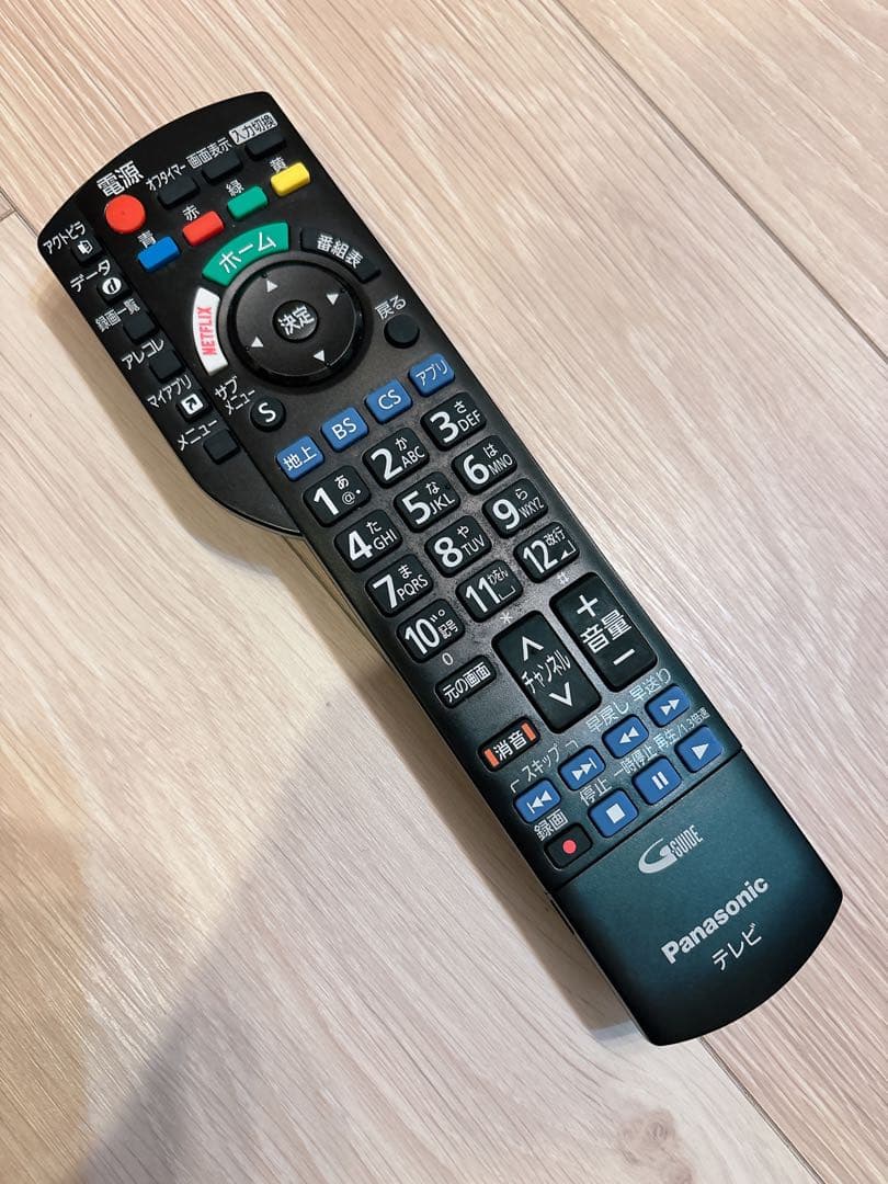 【美品】Panasonic高解像度 液晶テレビ 本体　TH-43FX600