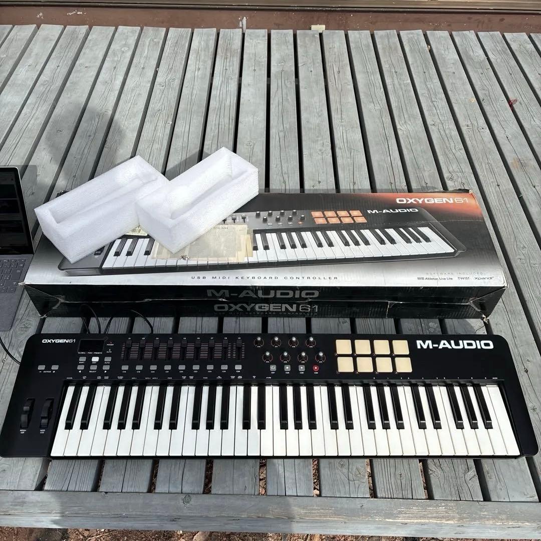M-AUDIO OXYGEN61 USBキーボード