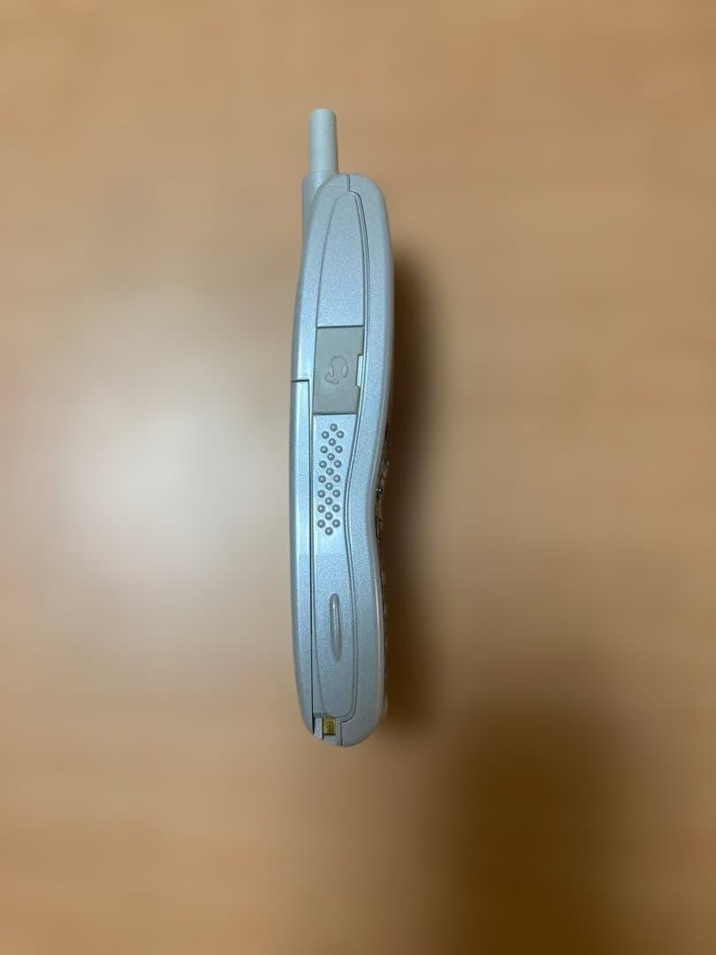 2022年製 OKI UM7700 PHS&充電器セット 1台分 中古