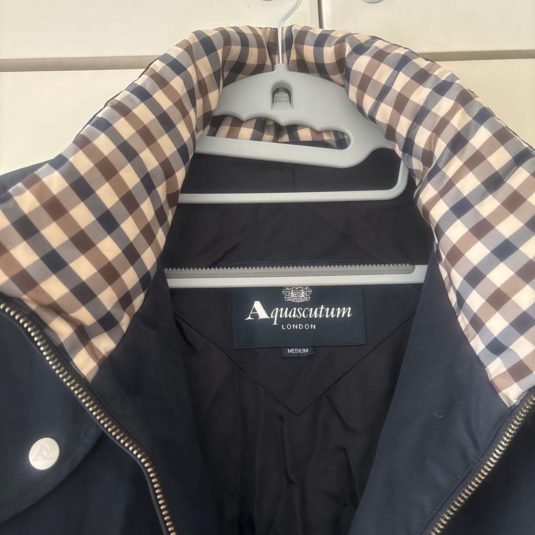【最終値下げ！美品】Aquascutum メンズダウンジャケットM