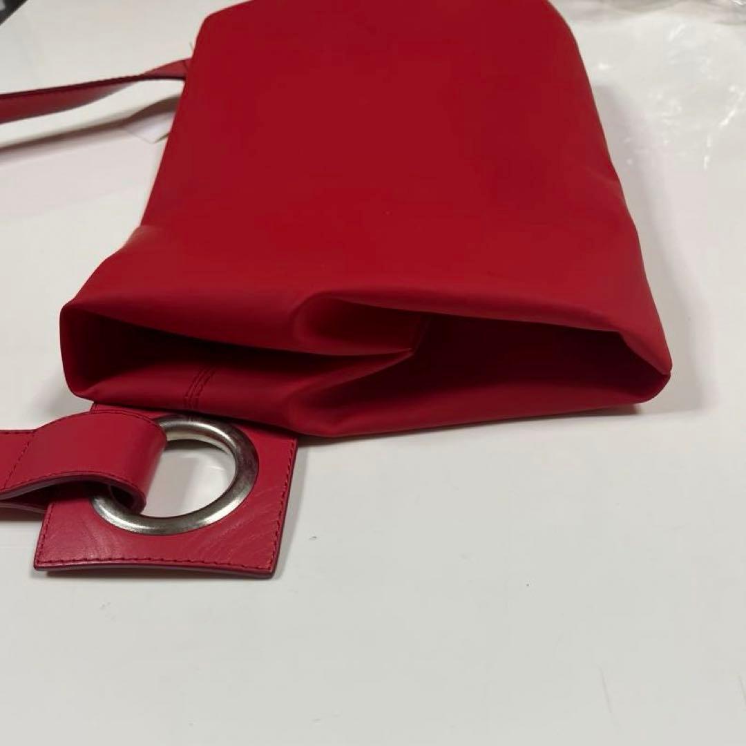 美品　kawa−kawa カワカワ　ボディーバッグ　ショルダーバッグ　限定色