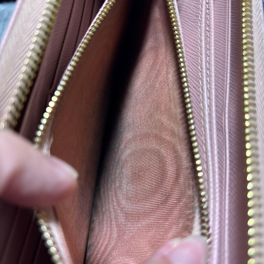 【箱付き】PRADA 長財布