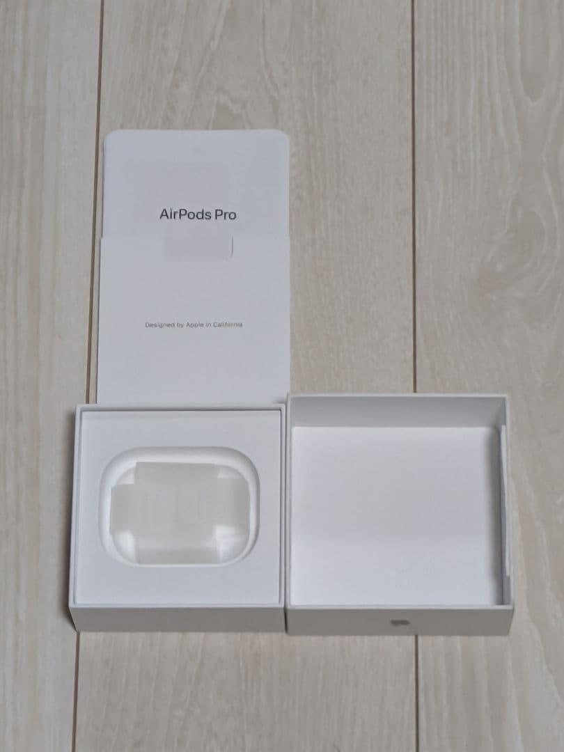 美品 AirPods Pro 第2世代 USB Type-Cモデル(おまけ付き)