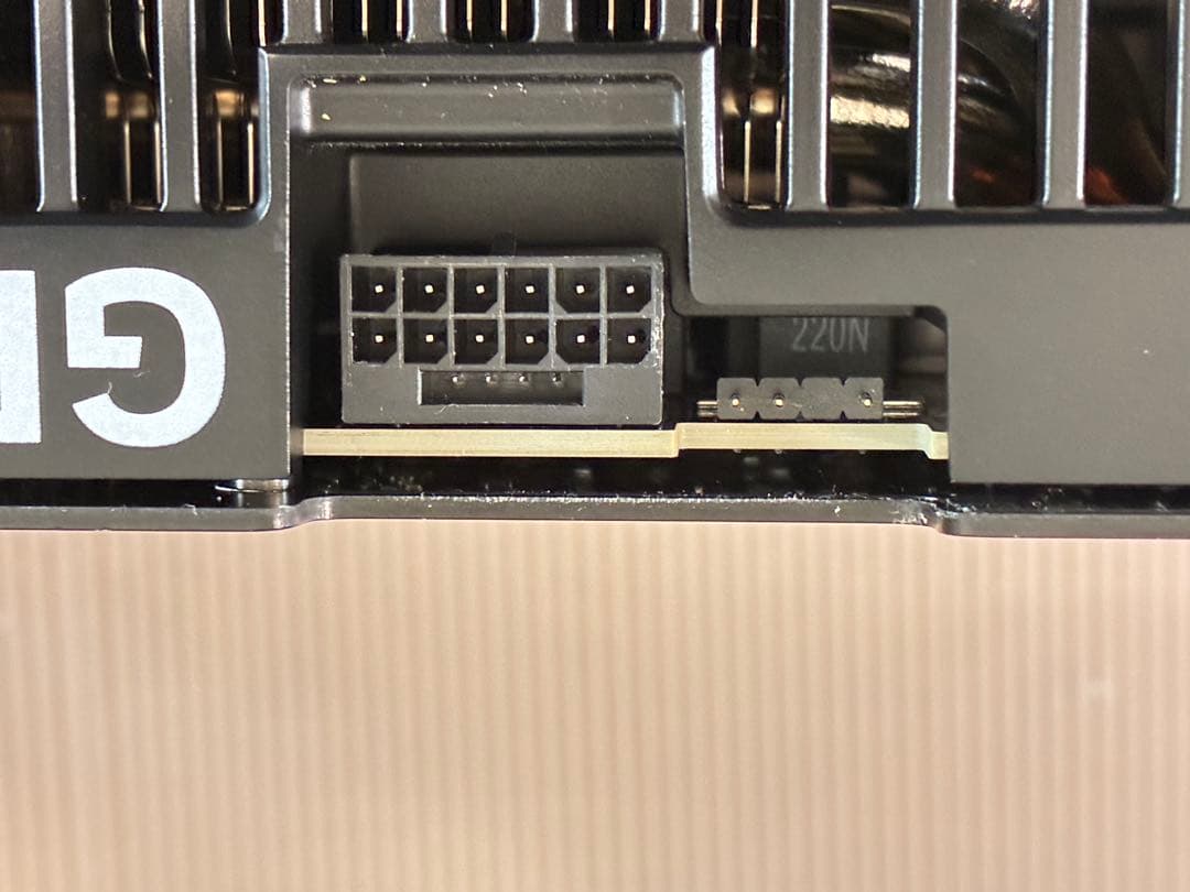 RTX5090 Gamerock本体のみ