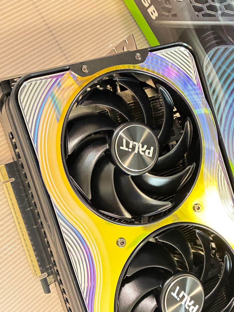 RTX5090 Gamerock本体のみ