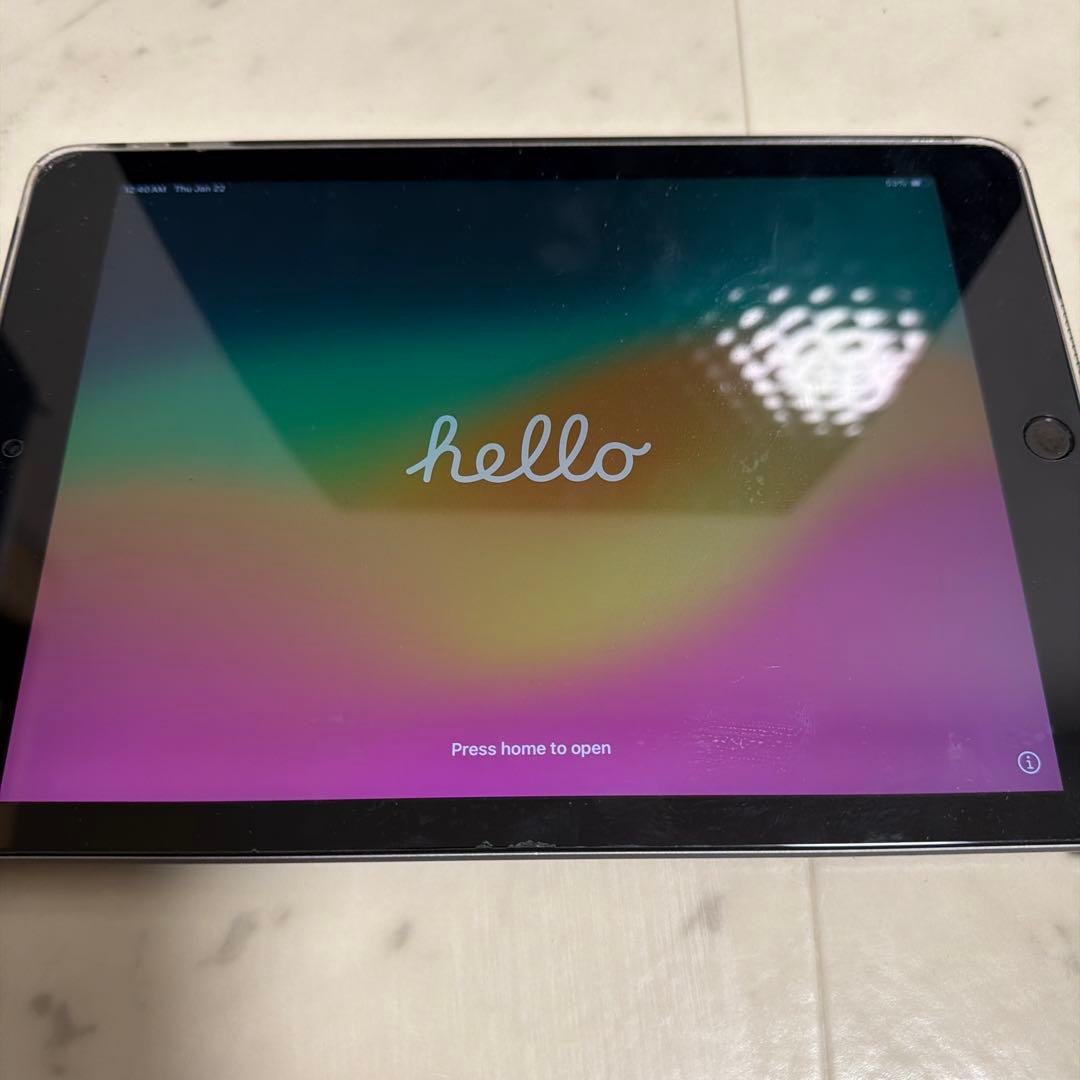 iPad 6世代 無印 32GB Wi-Fi版 MR7F2J/A シルバー