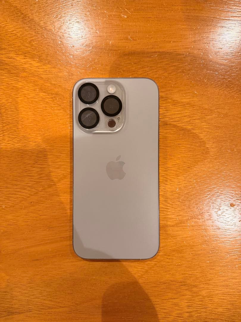 Apple iPhone 15Pro シルバー　simフリー