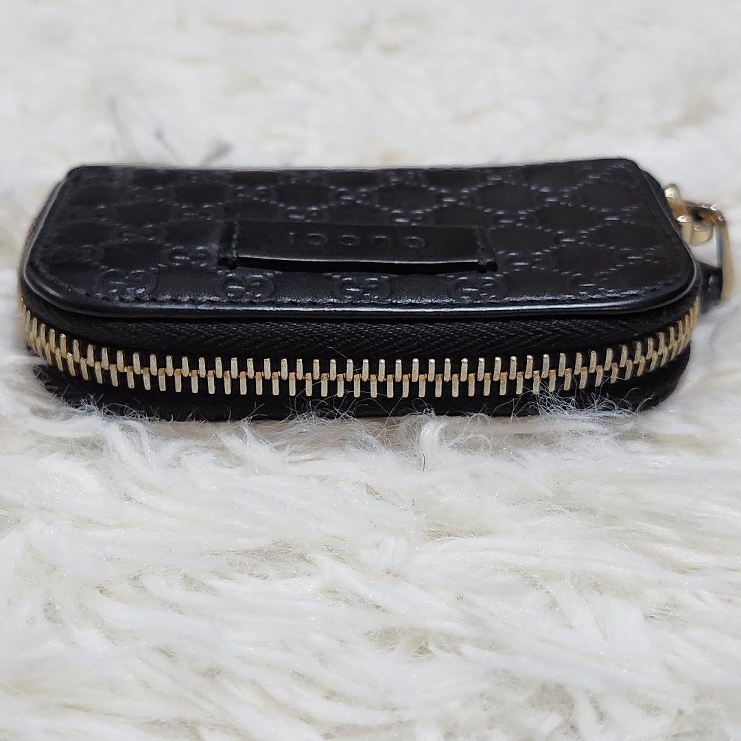 グッチ　ケース　マイクロシマレザー　GG柄　ラウンドファスナー　ブラック