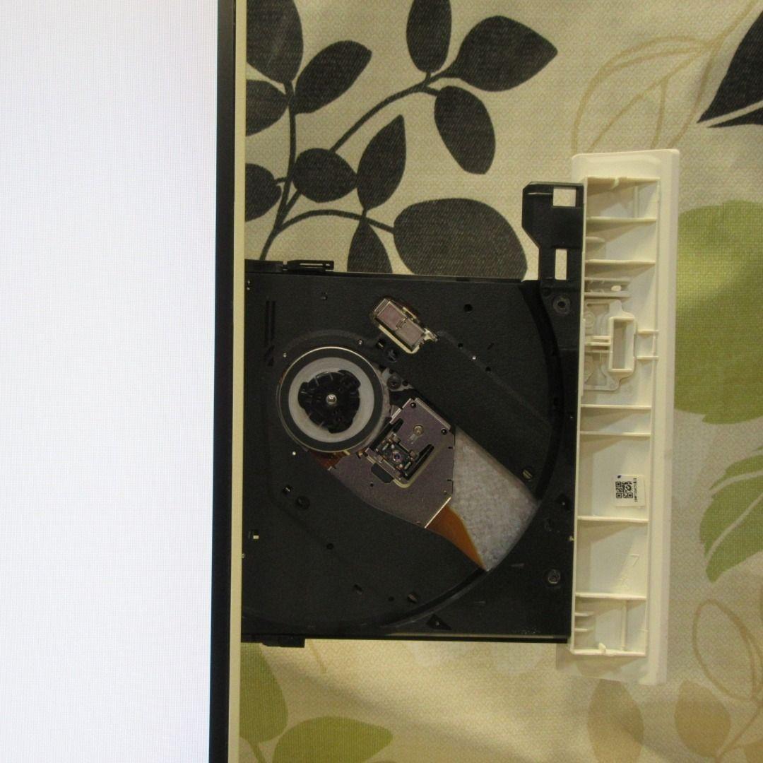 Win11公式対応8世代Corei3/メ8/SSD+HDD/DVD/カメラ/無線