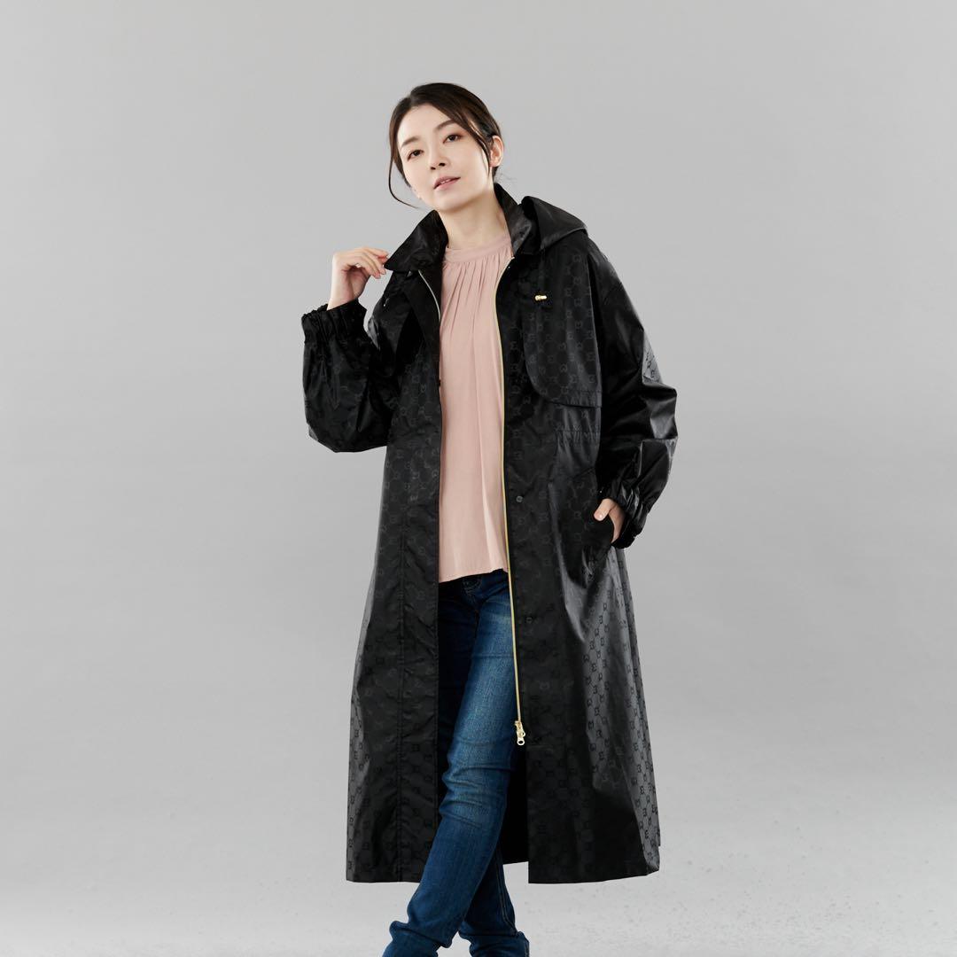 ミラ・ショーン ロゴジャガード レインコートM～L ブラック