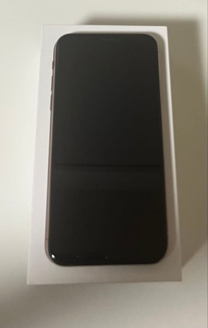 D*a様 【iPhone Xs】64GB Gold バッテリー76%