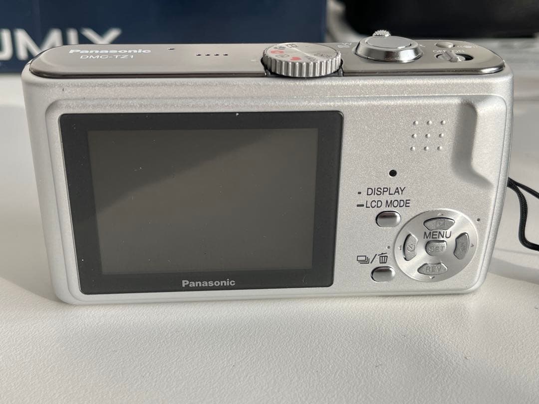 パナソニック Panasonic LUMIX DMC-TZ1-S