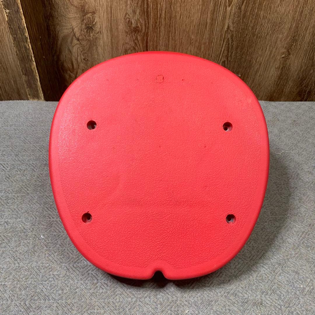 J608 アーユル メディカルシート ayur medical 赤 姿勢矯正