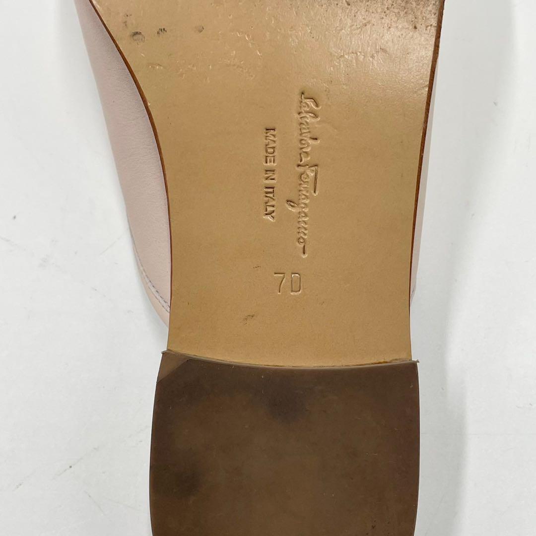 フェラガモ ガンチーニ ミュール パンプス スリッポン ベージュ アイボリー