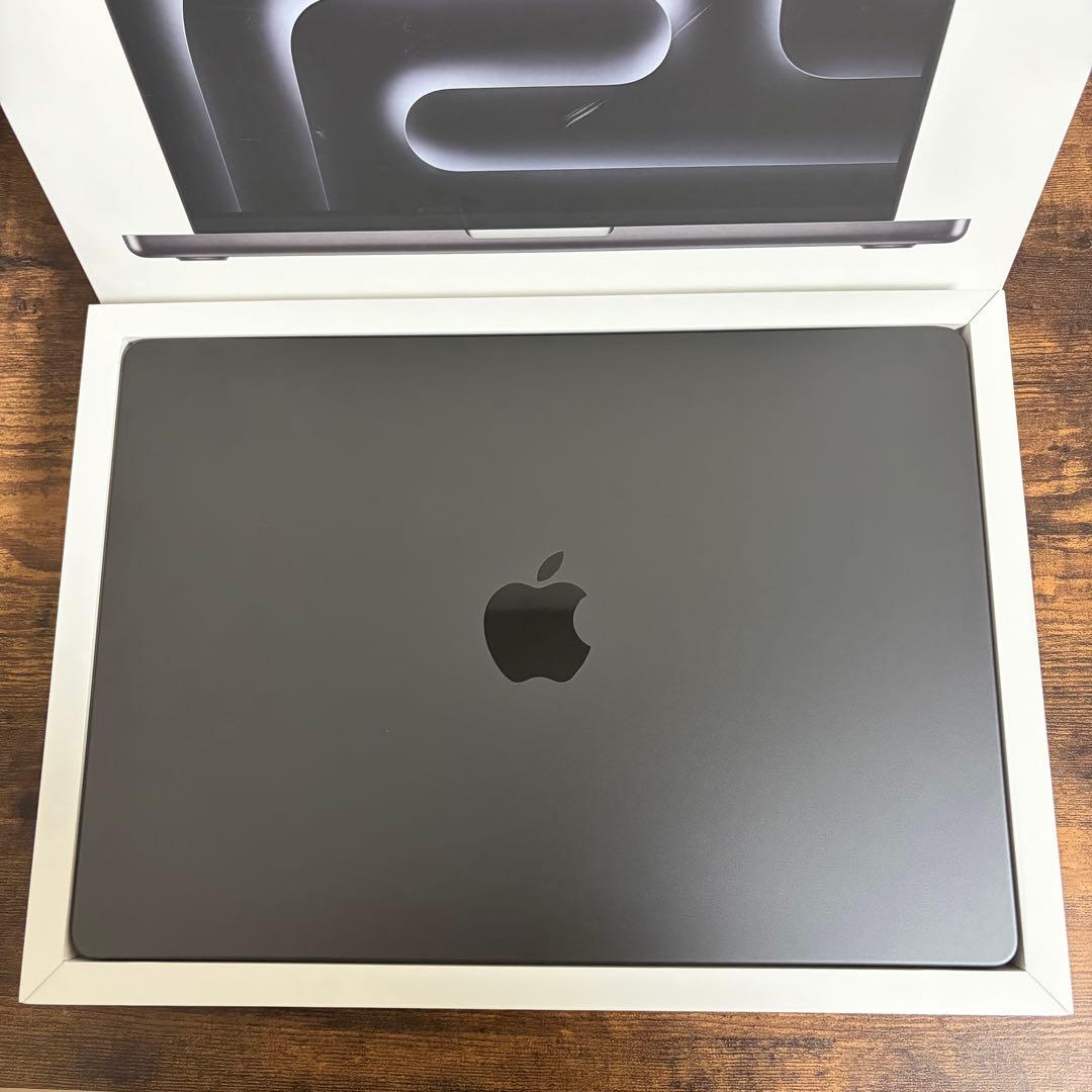 MacBook Pro 14インチ 2024 M4 メモリ24GB SSD1TB