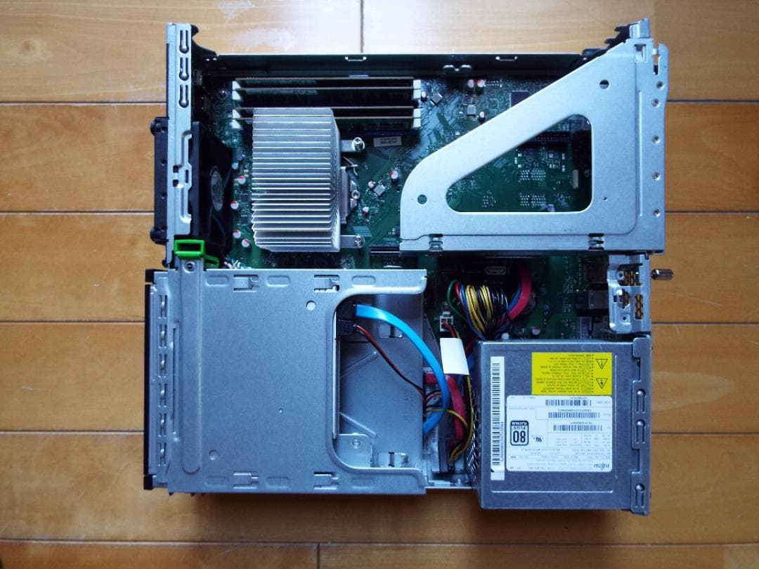 Windowsデスクトップ ESPRIMO D588/B i3-9100 16GB SSD256GB+HDD