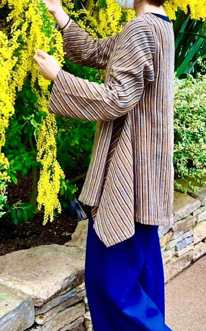 うさとの服　天然素材　手紡ぎ手織り