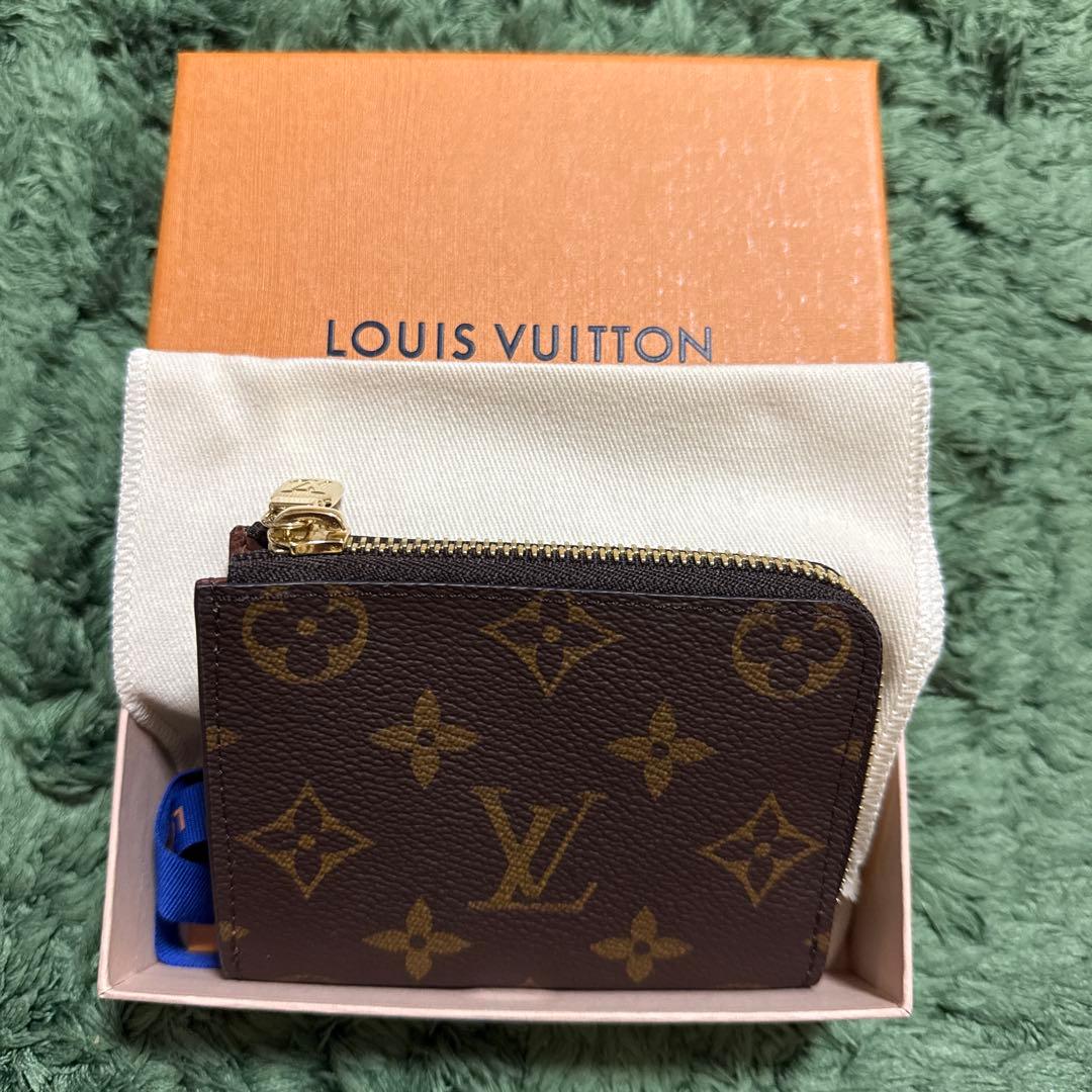 M83476 ポルトフォイユ・ノア コンパクト