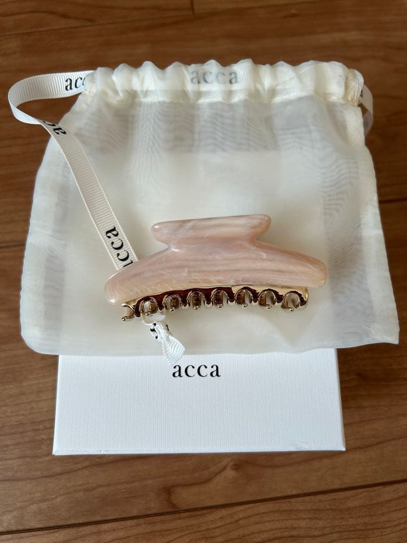 acca アッカ　アールドゥヴィーヴル クリップ Mサイズ ピンクベージュ