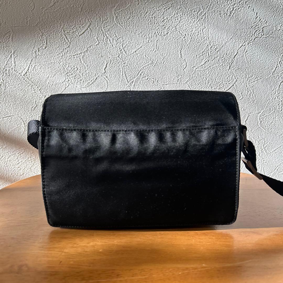 PRADA ミニバッグ