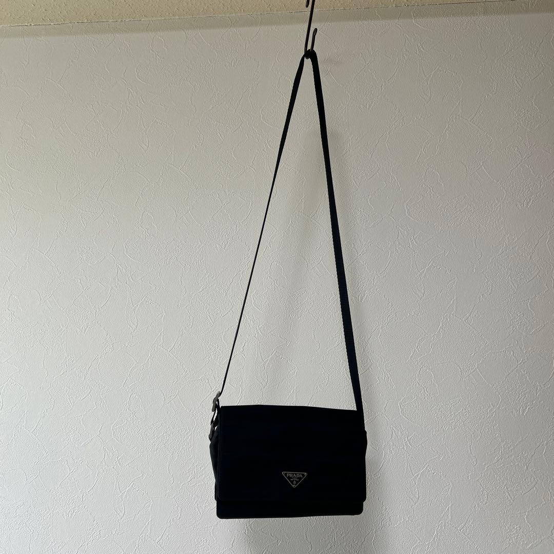 PRADA ミニバッグ