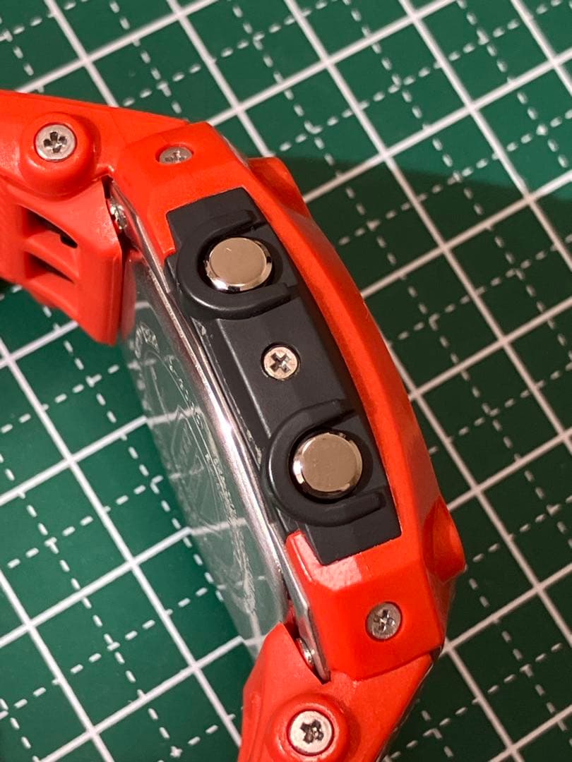 CASIO G-SHOCK G-8000 オレンジ×ブラック レッド液晶