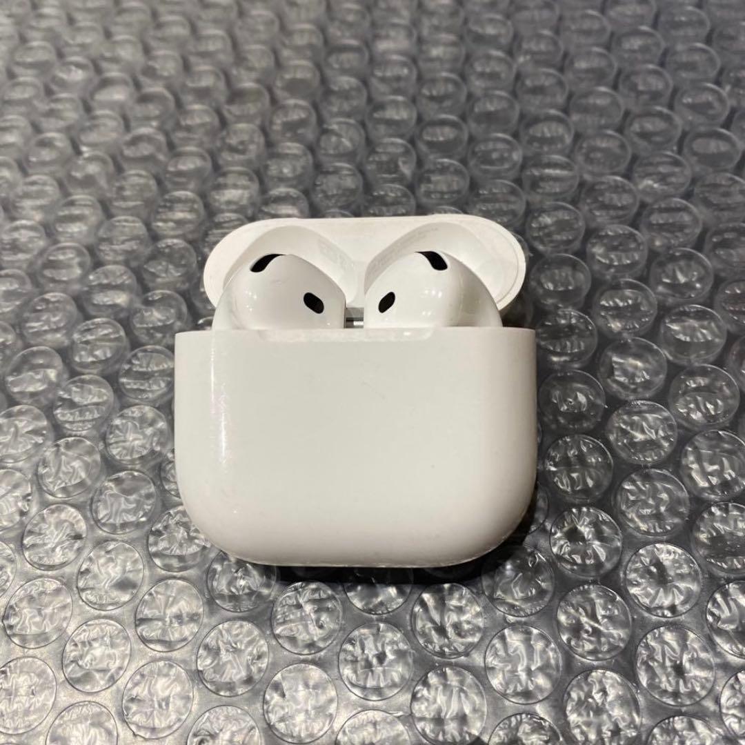 AirPods 4 本体　保証あり