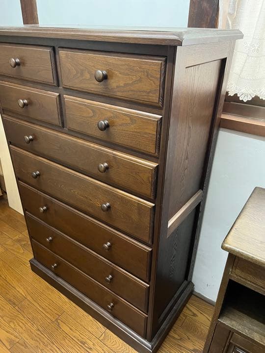 チェスト インテリア アンティーク カリモク ?