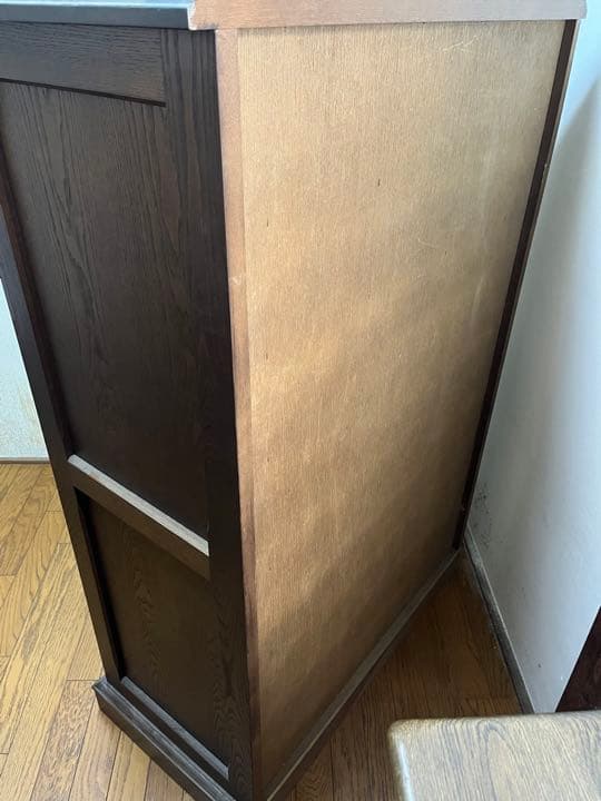 チェスト インテリア アンティーク カリモク ?