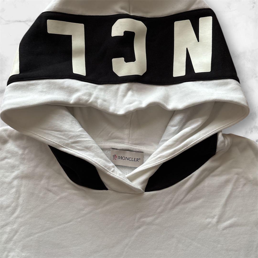 お値下げ☆未使用品☆モンクレール　MONCLER パーカー M フードロゴ