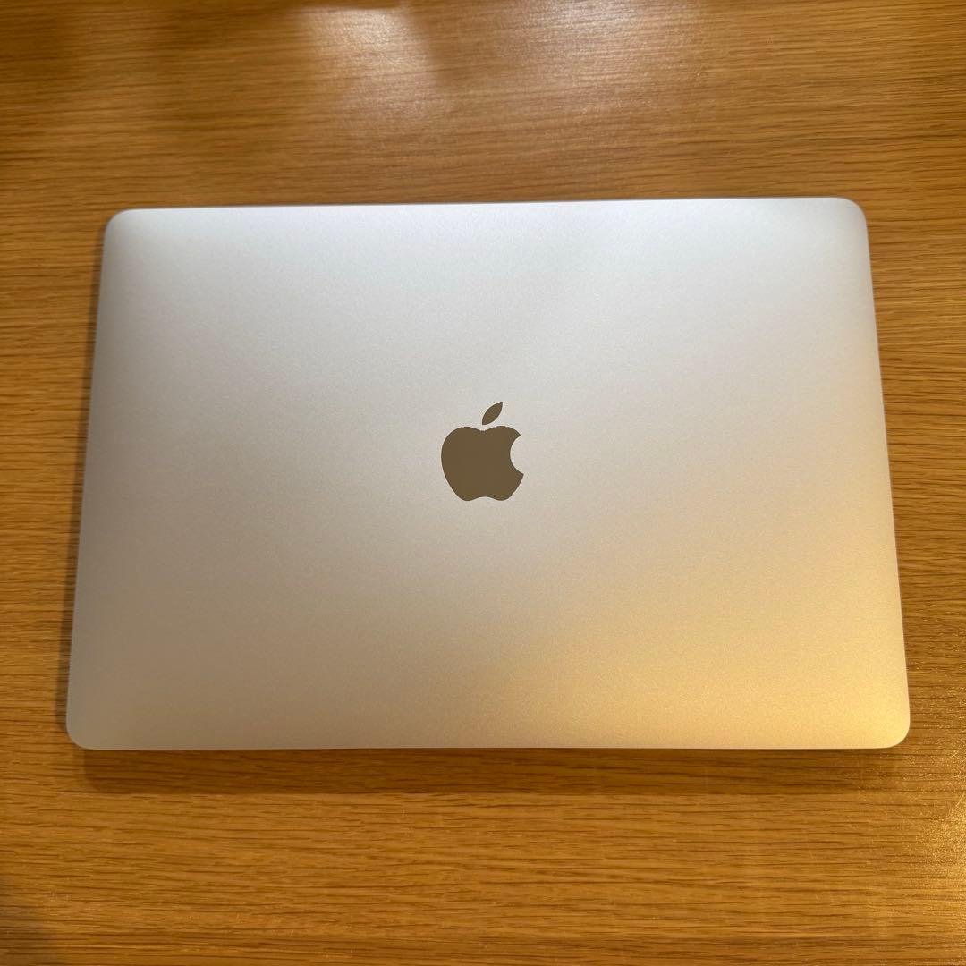 MacBook本体 MacBook Air 2020 M1 8G SSD 256G